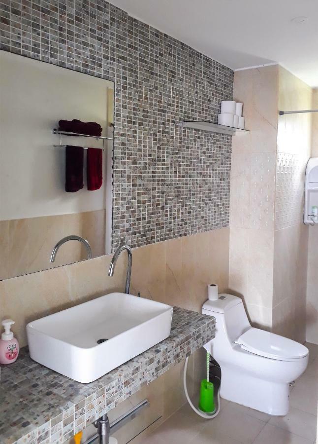 Chaweng Modern Apartments บ่อผุด ภายนอก รูปภาพ